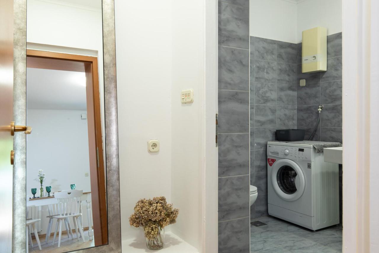 Double Oak Apartment Fiume Esterno foto